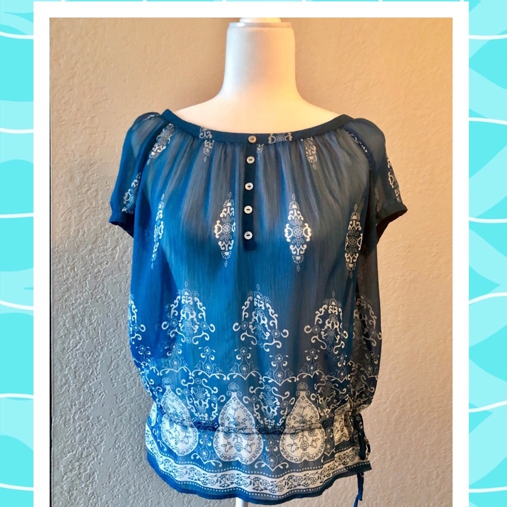 Sunny Leigh blue top